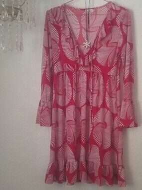 Susie SZ S Abstract Mini White & Red Ruffled Hem & Sleeves V-Neck Tied Dress